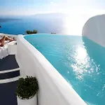 Yannis W Pool In 6gst *